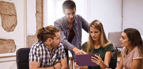 income insurance broker